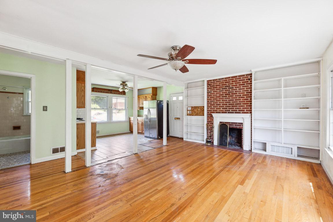 KNOLLWOOD - Residential