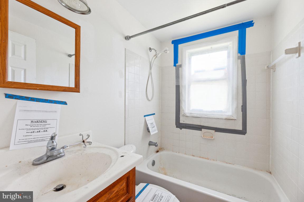 KNOLLWOOD - Residential