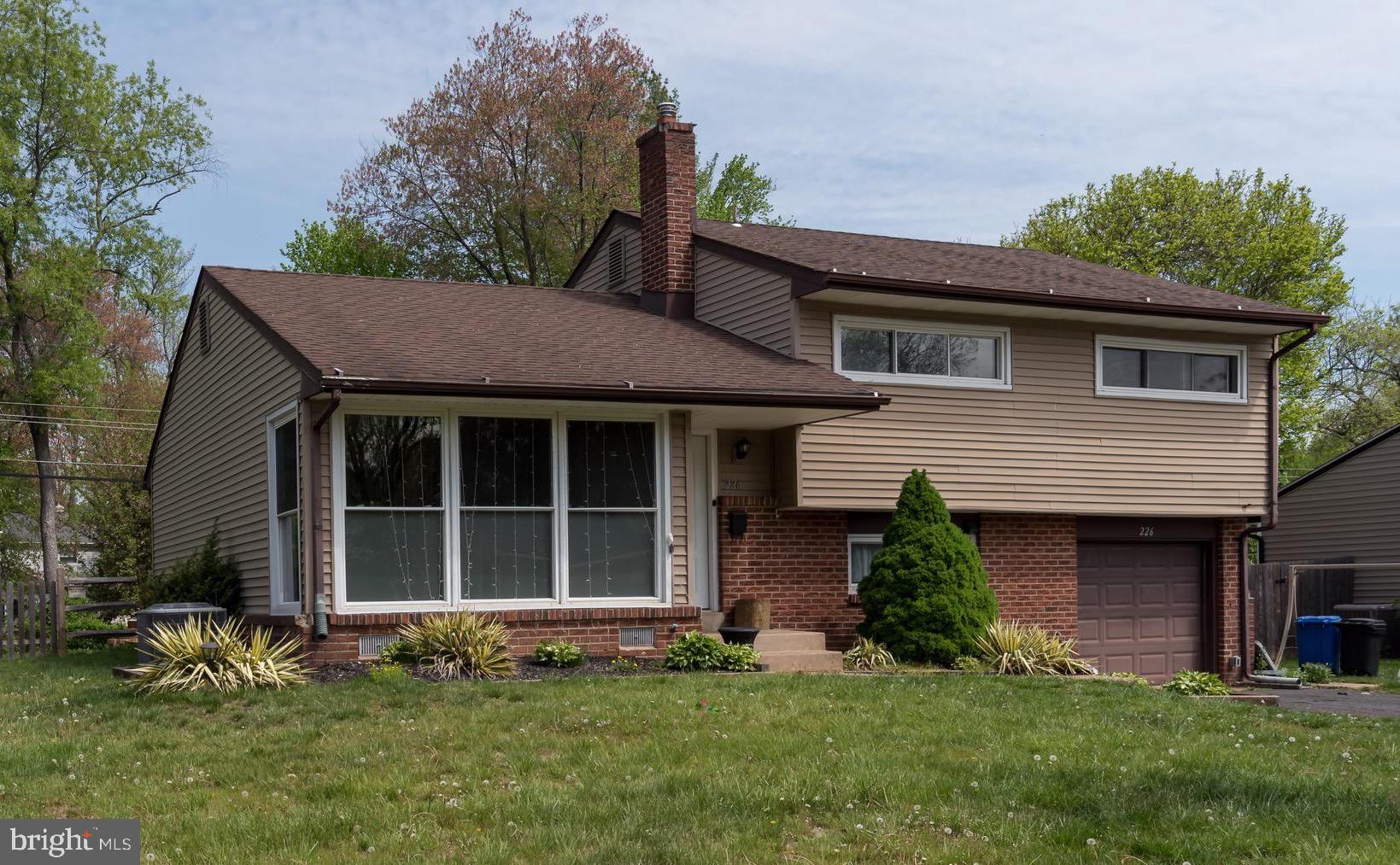 PENNSBURY HGTS - Residential Lease