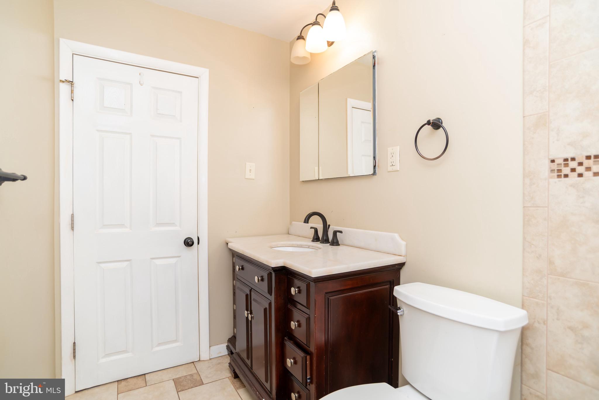 PENNSBURY HGTS - Residential Lease