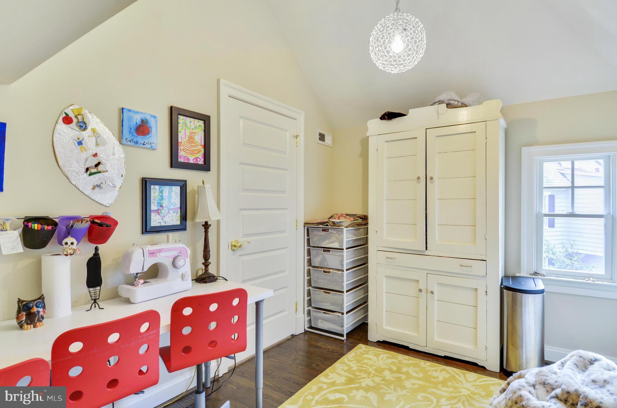 ROSEMONT - Residential