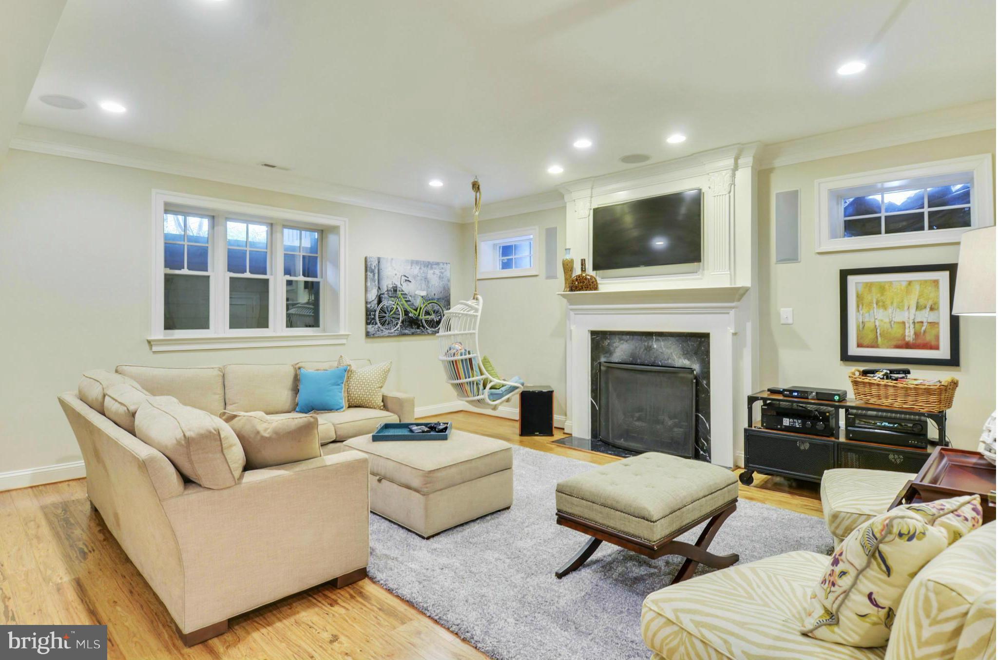 ROSEMONT - Residential