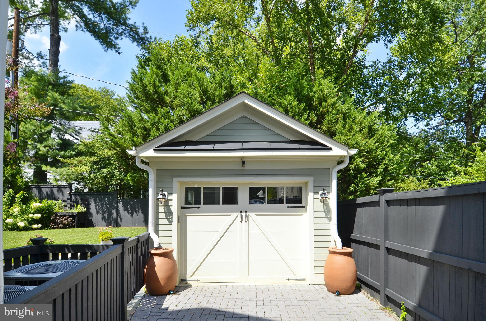 ROSEMONT - Residential