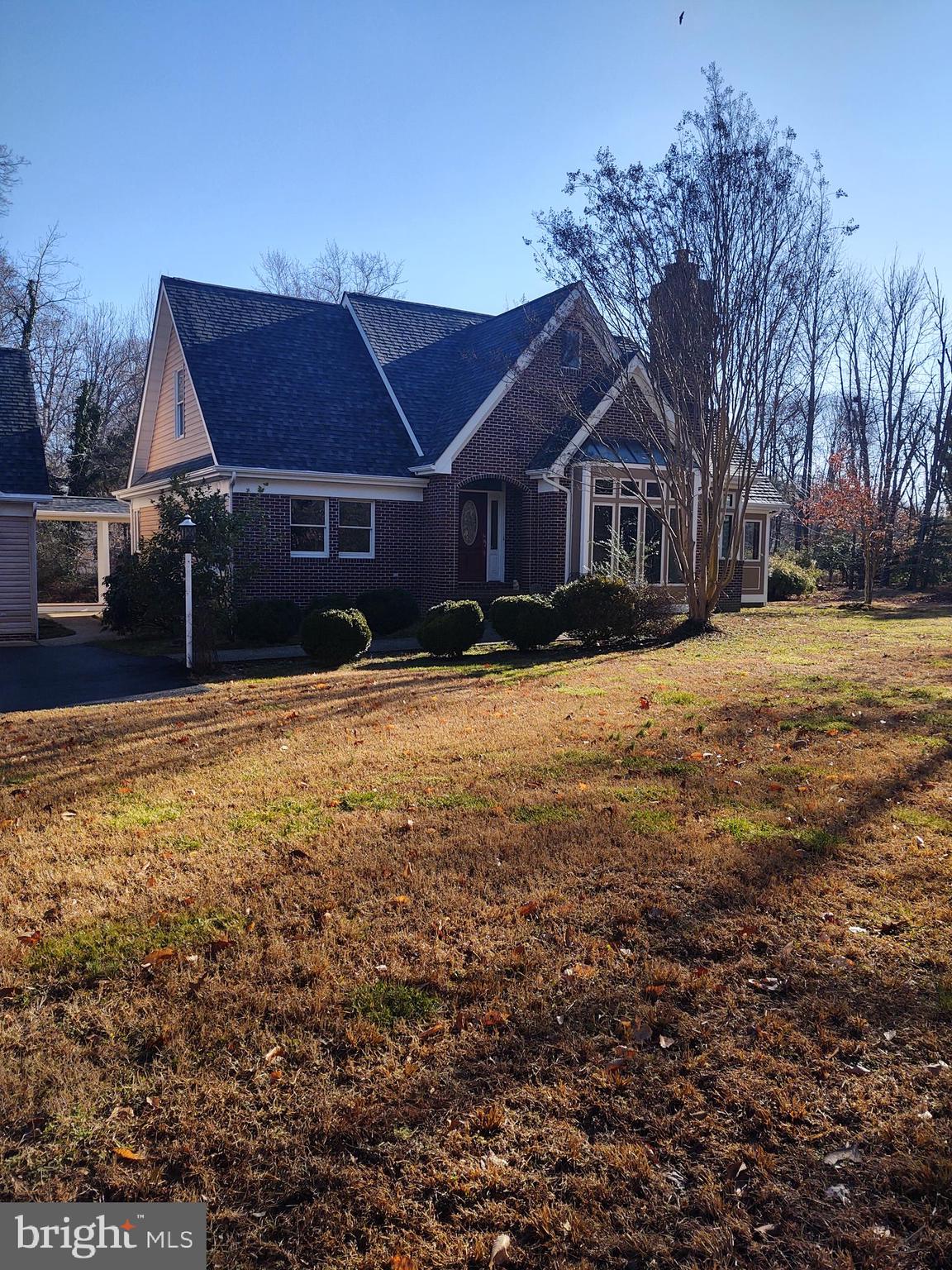 WHISKEY CREEK - Residential Lease