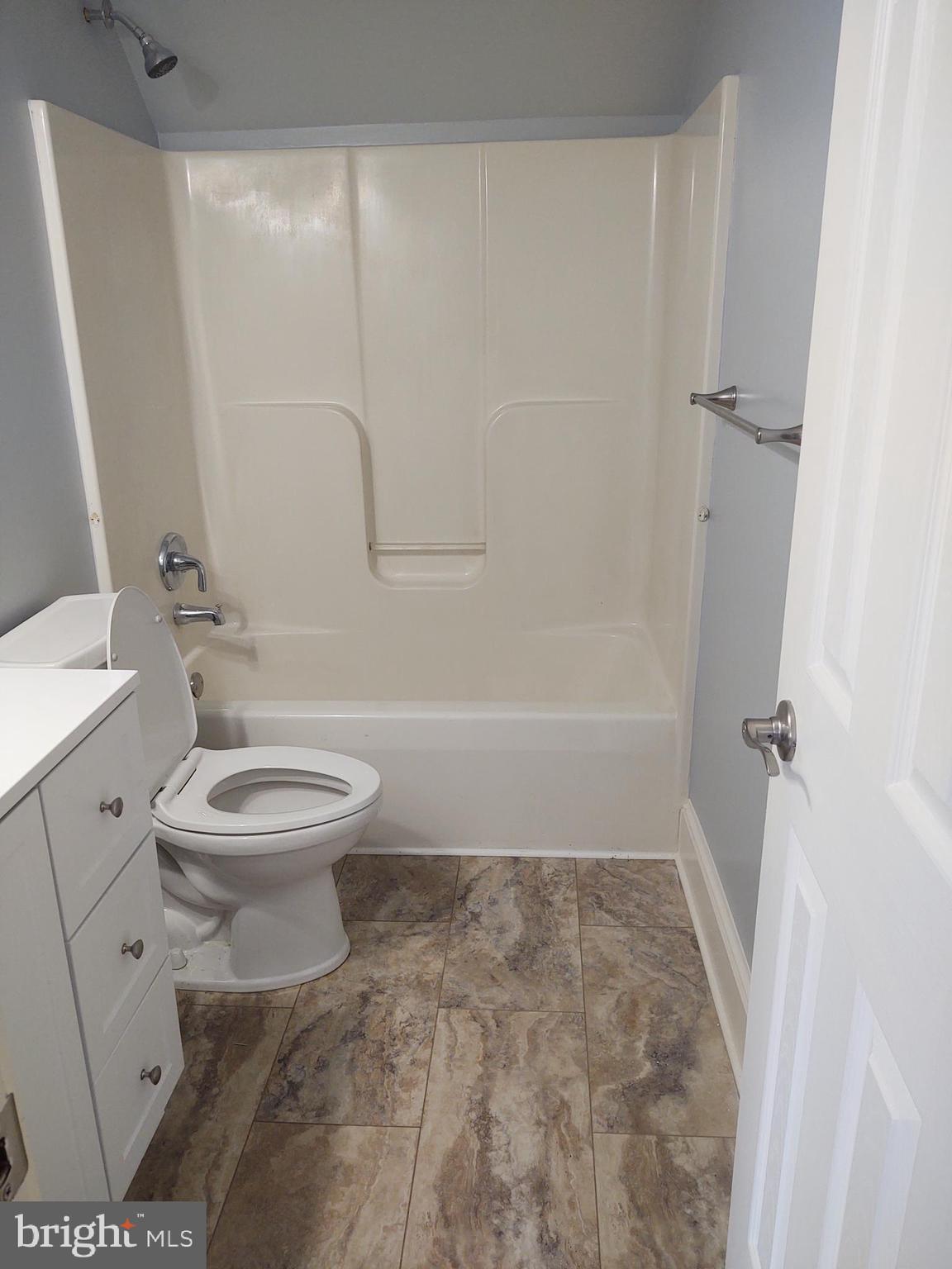 WHISKEY CREEK - Residential Lease