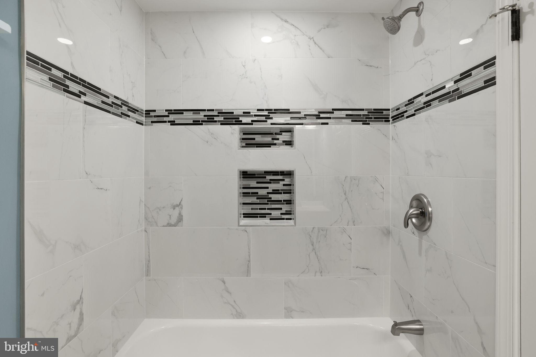 DALE CITY - Residential