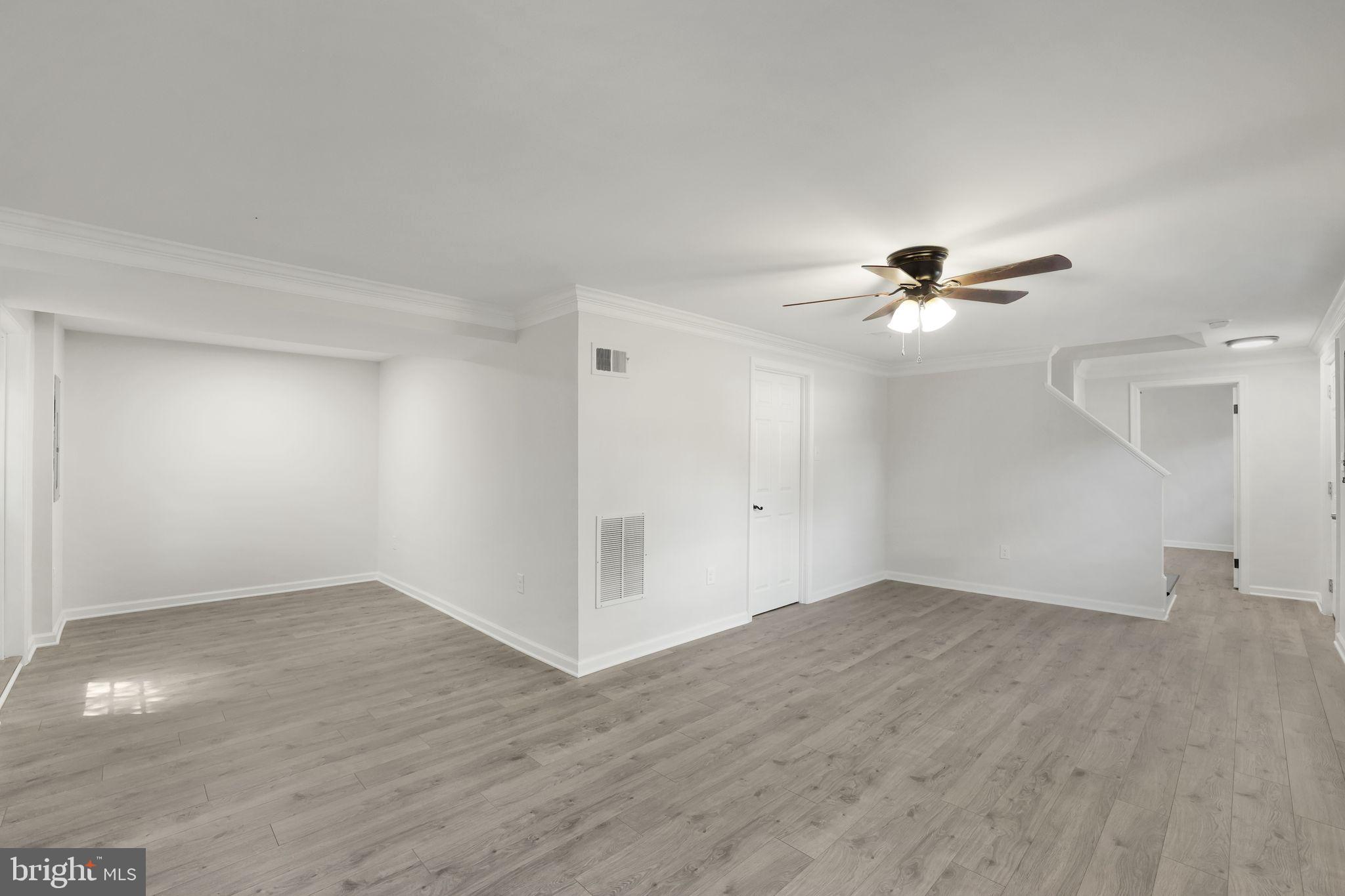 DALE CITY - Residential