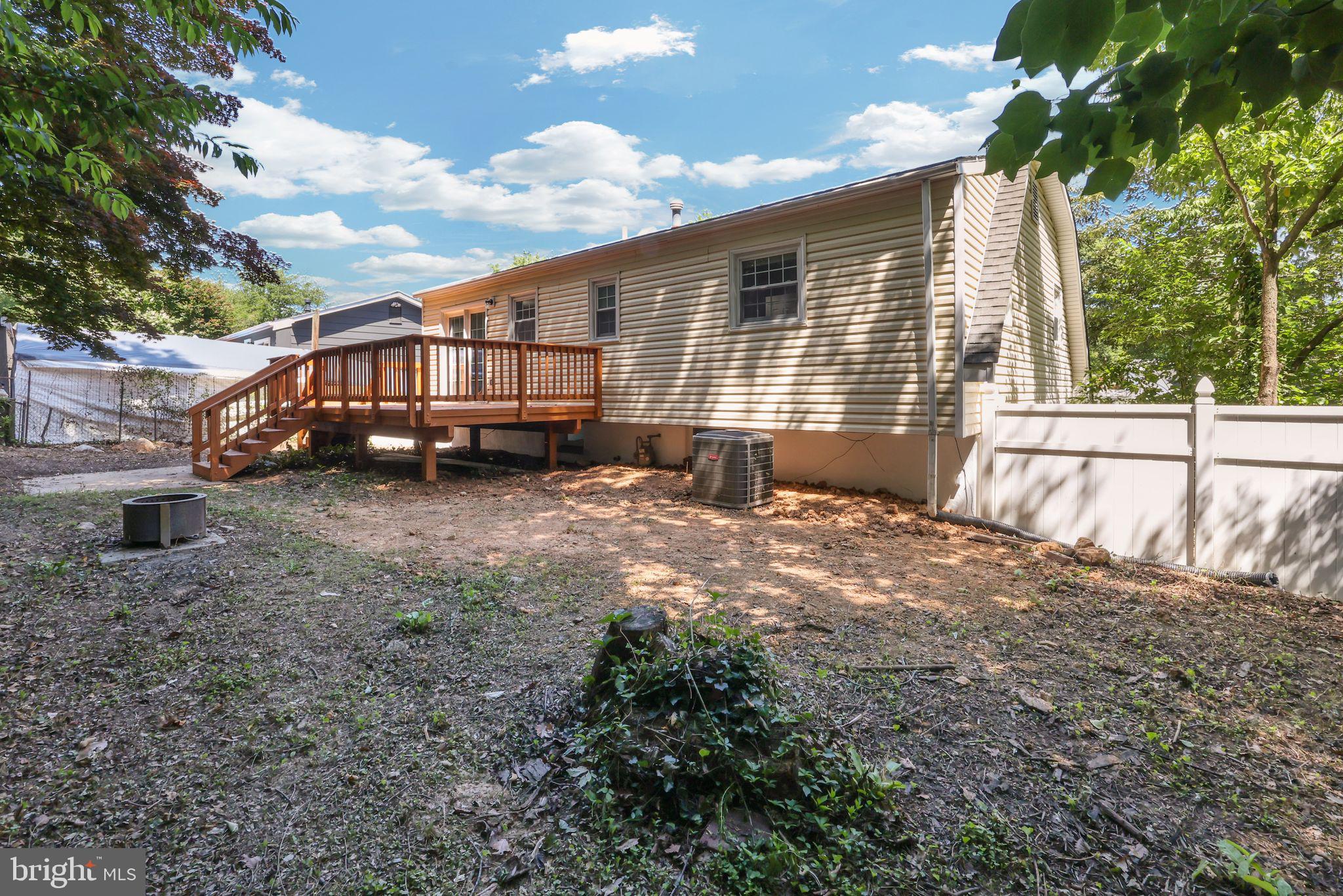 DALE CITY - Residential