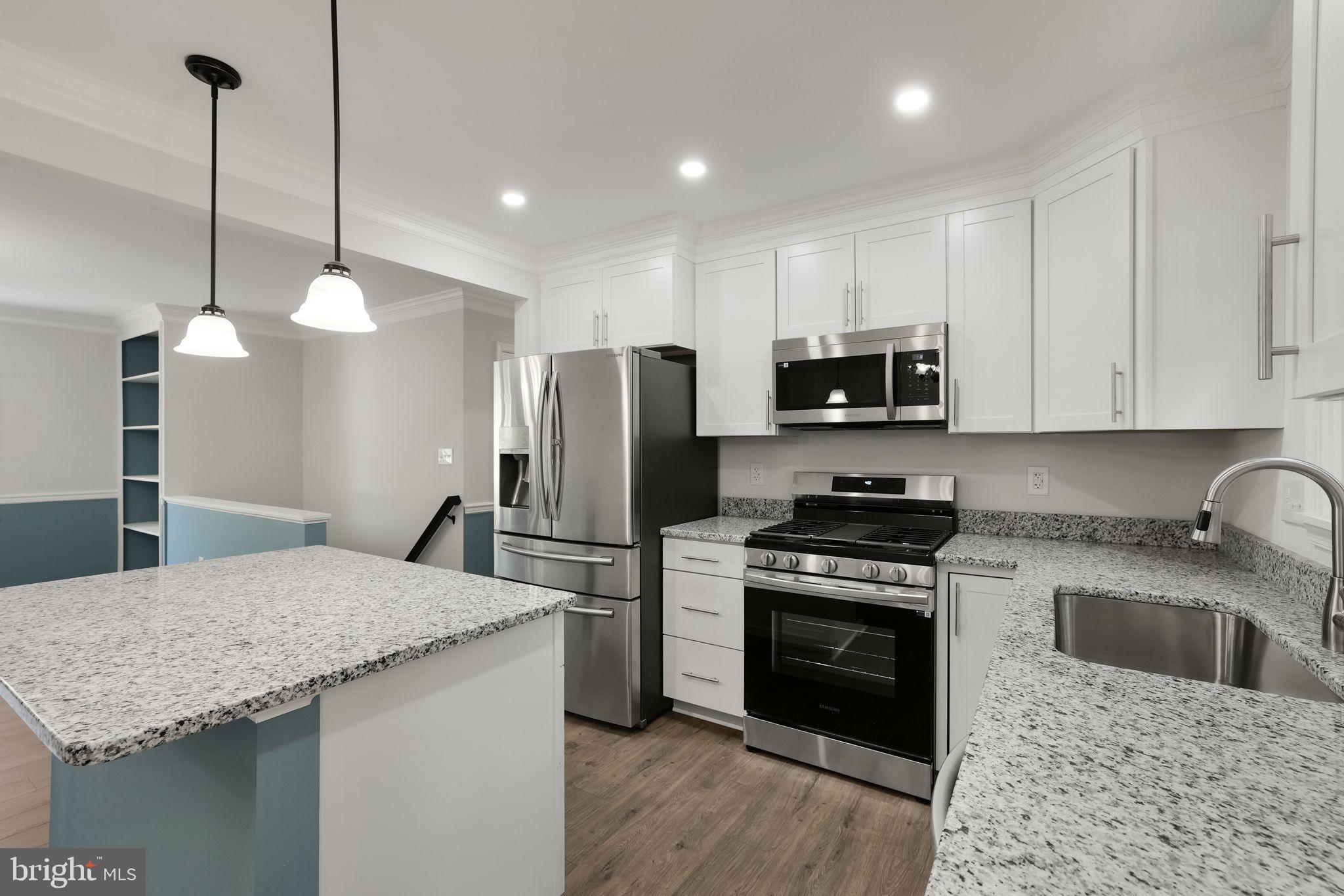 DALE CITY - Residential