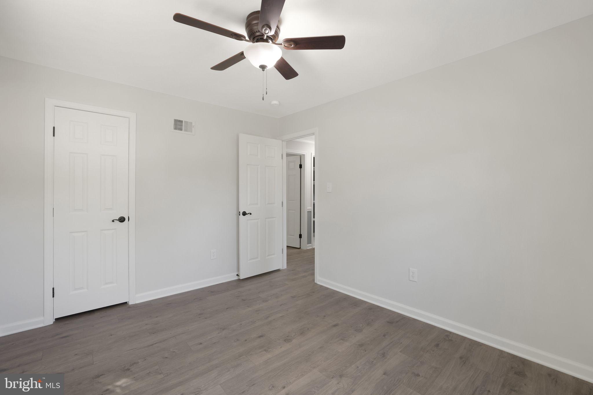 DALE CITY - Residential