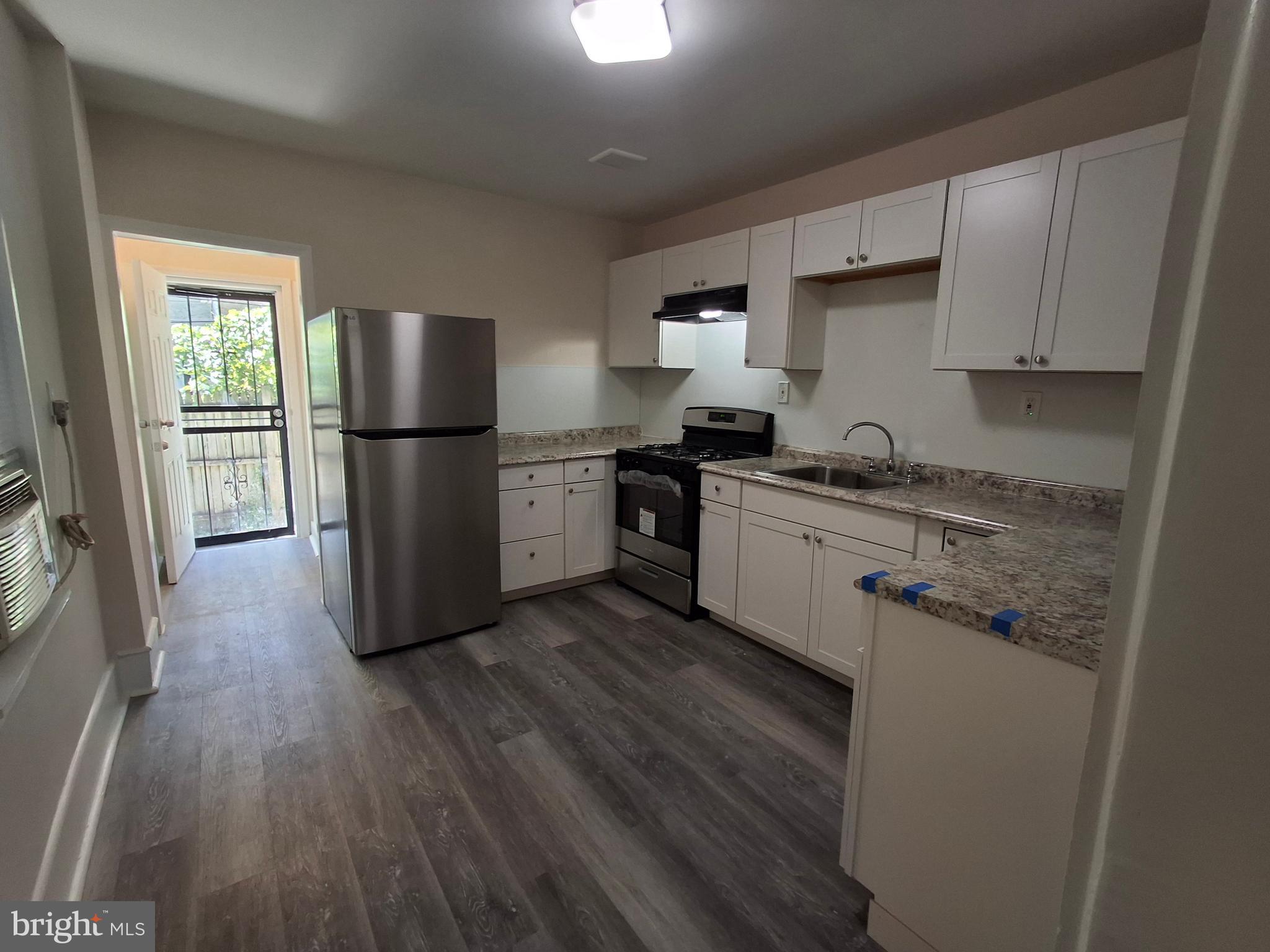 PHILADELPHIA - Residential Lease