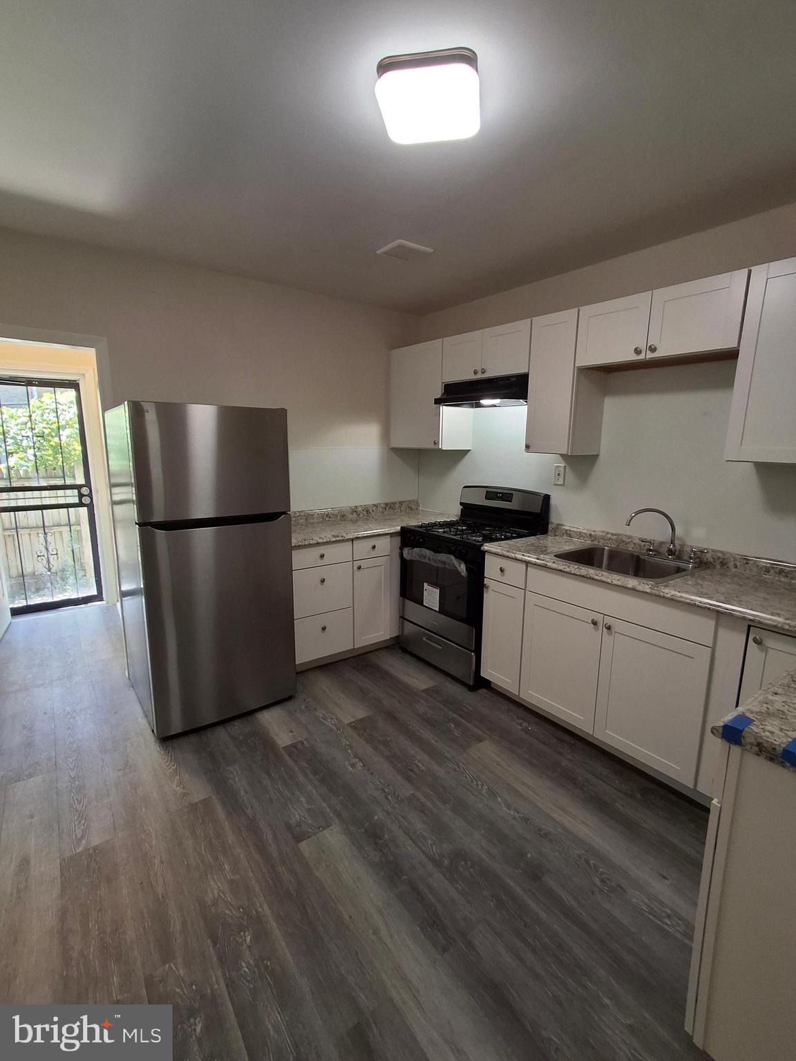 PHILADELPHIA - Residential Lease