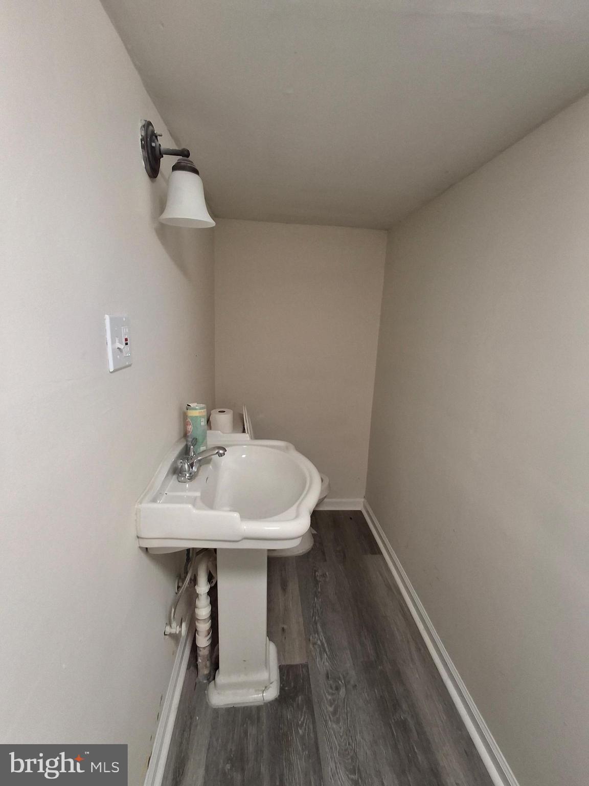 PHILADELPHIA - Residential Lease