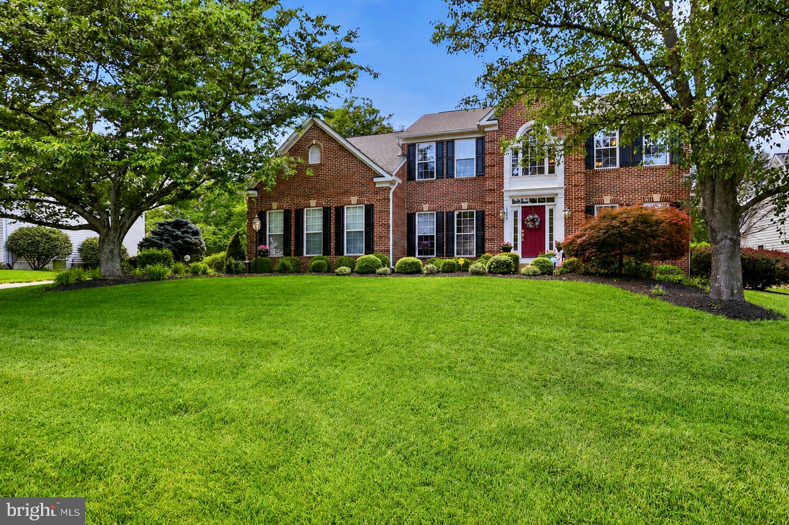 5484 HEREDITY LANE