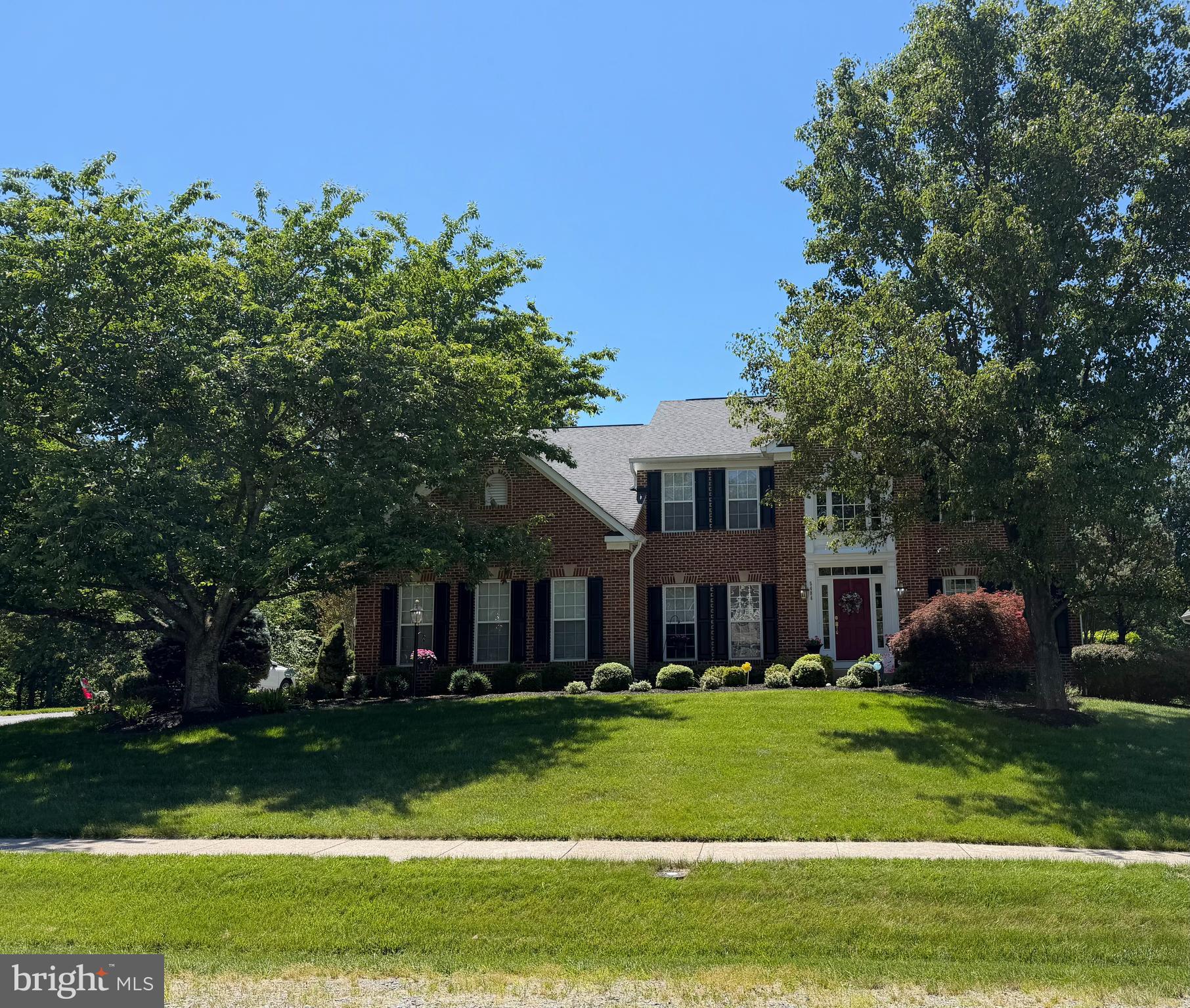 5484 HEREDITY LANE