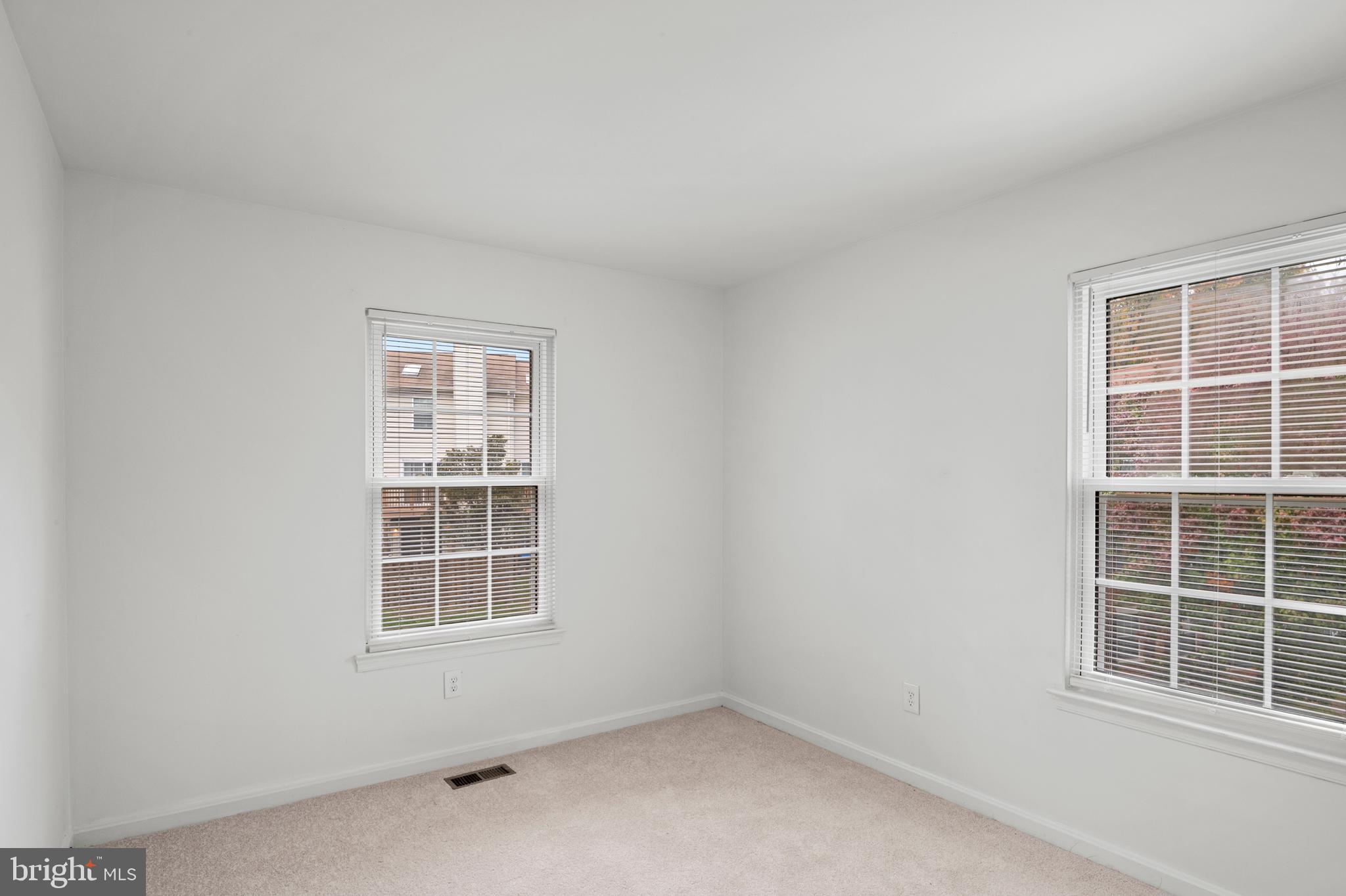 WOODSTREAM EAST PLAT NIN - Residential