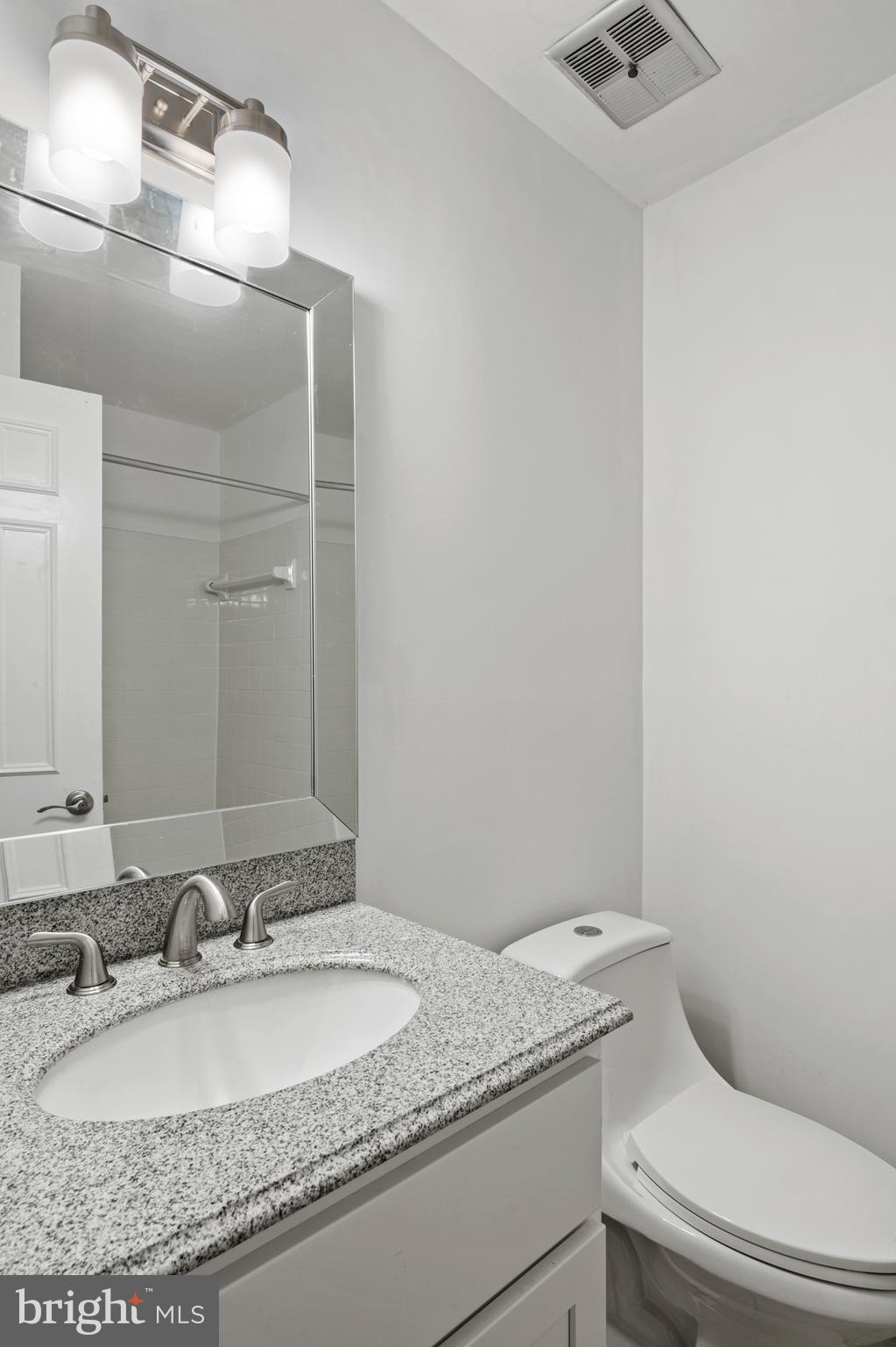 WOODSTREAM EAST PLAT NIN - Residential