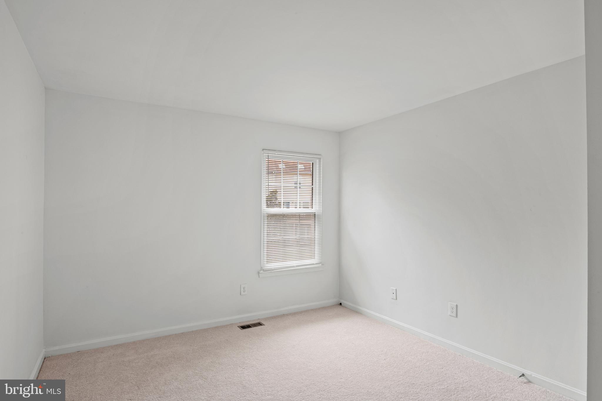 WOODSTREAM EAST PLAT NIN - Residential