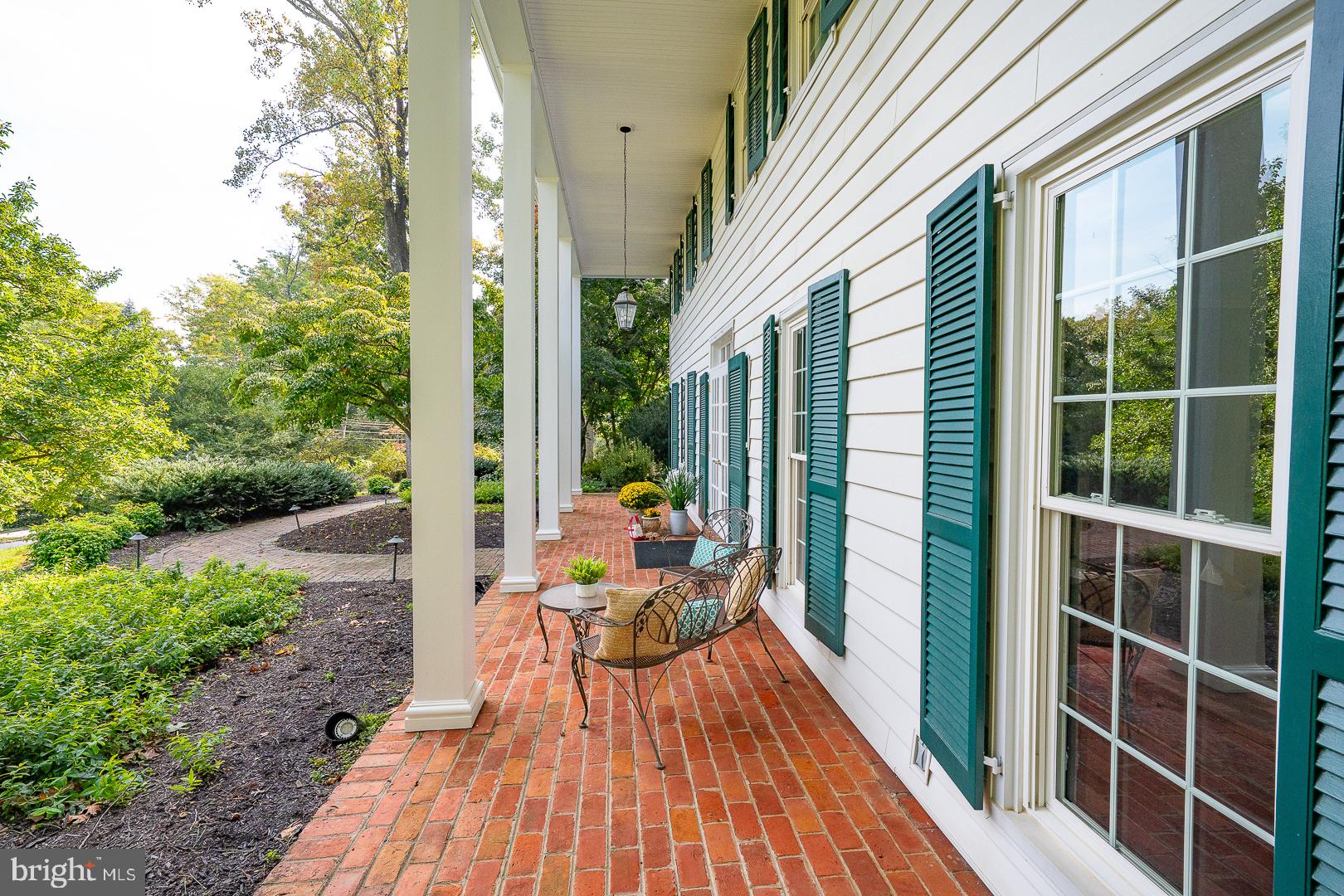 127 KYNLYN ROAD