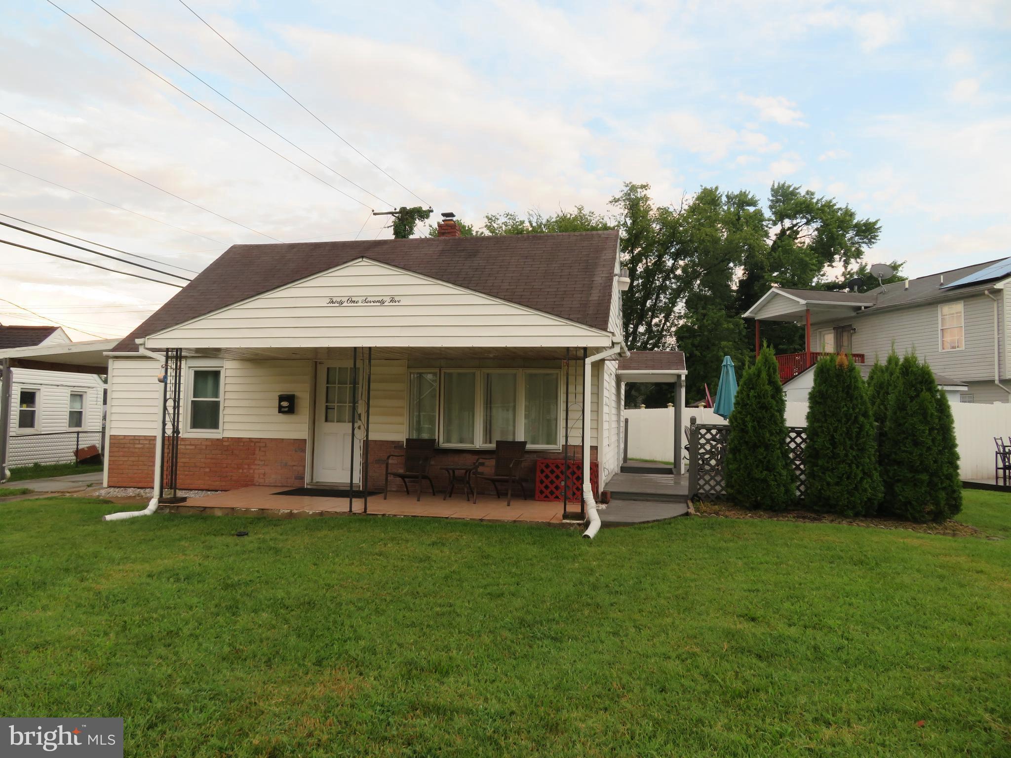 3175 BAYBRIAR ROAD
