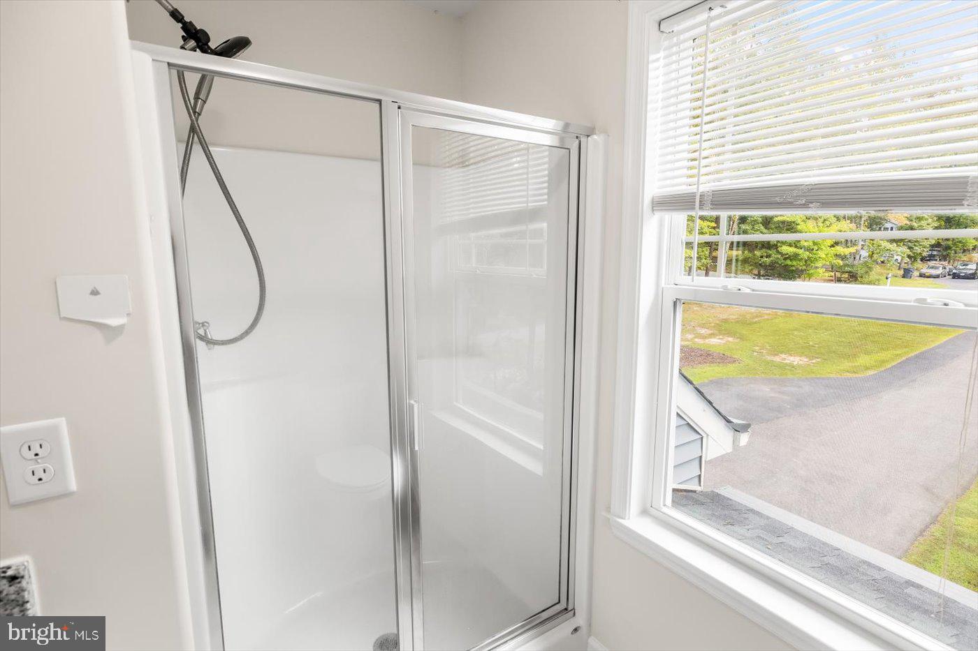 LAKE WILDERNESS - Residential