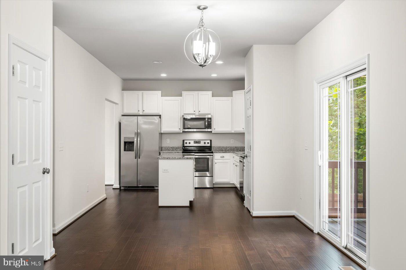 LAKE WILDERNESS - Residential