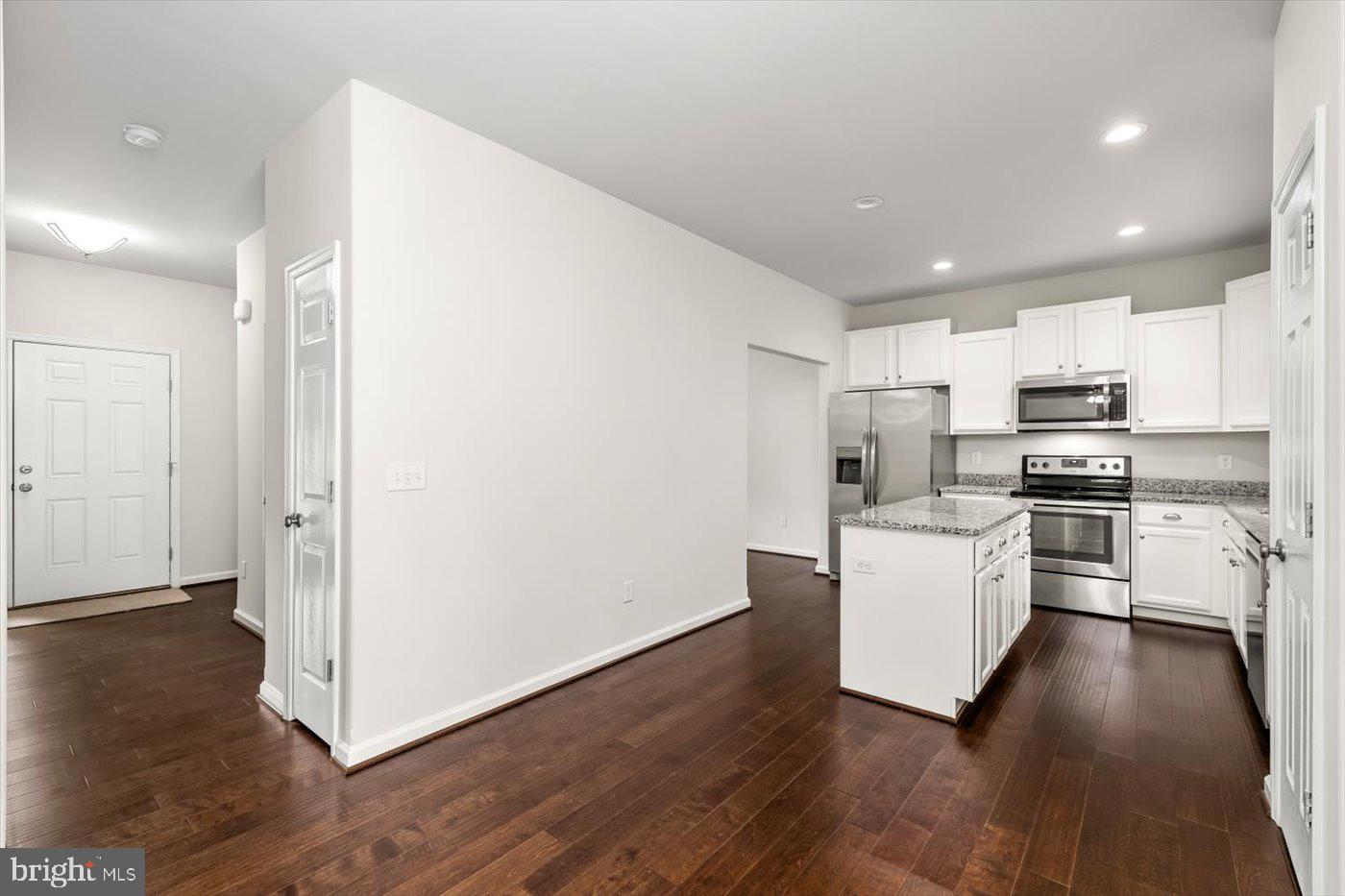 LAKE WILDERNESS - Residential