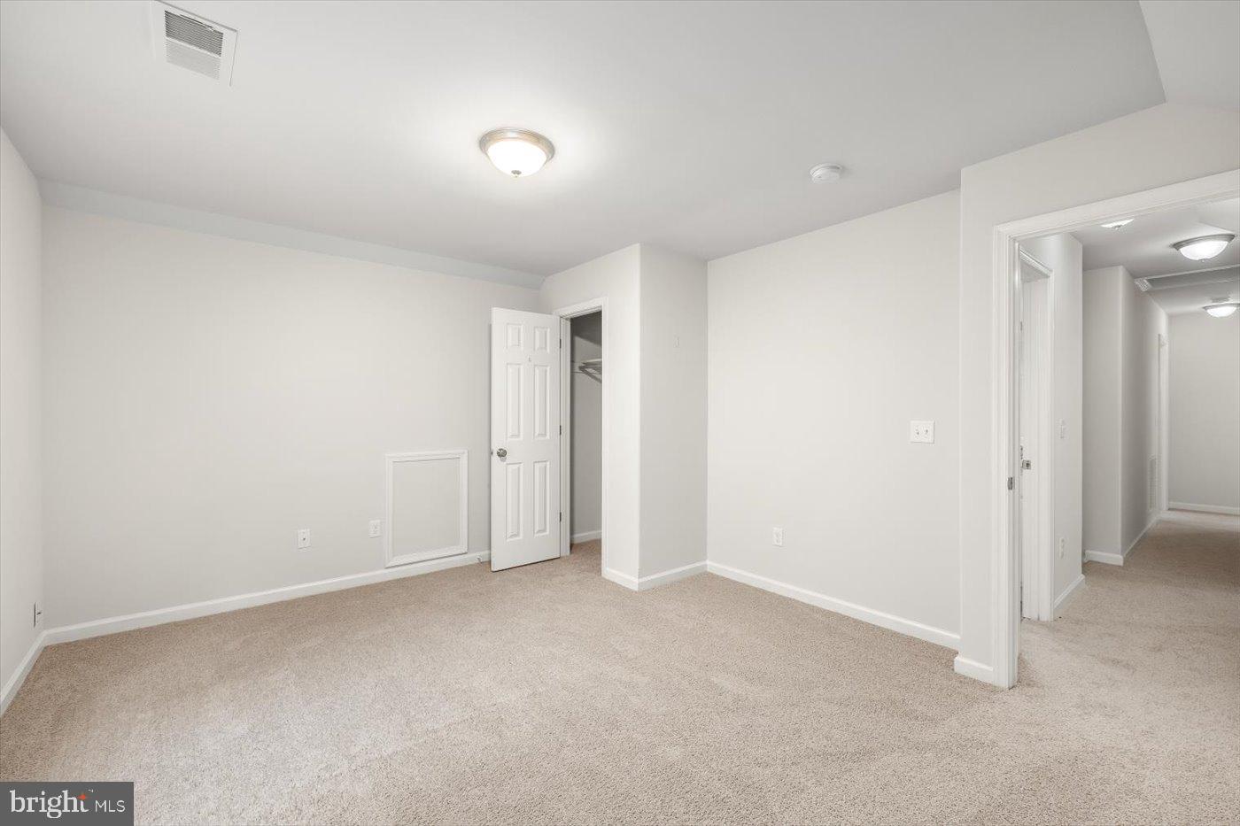 LAKE WILDERNESS - Residential