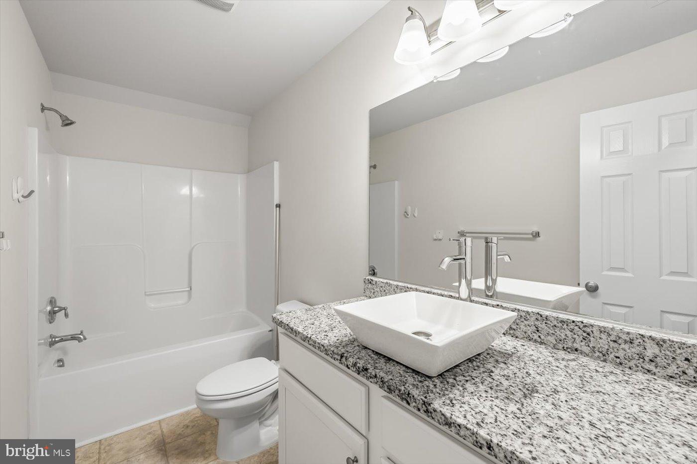 LAKE WILDERNESS - Residential