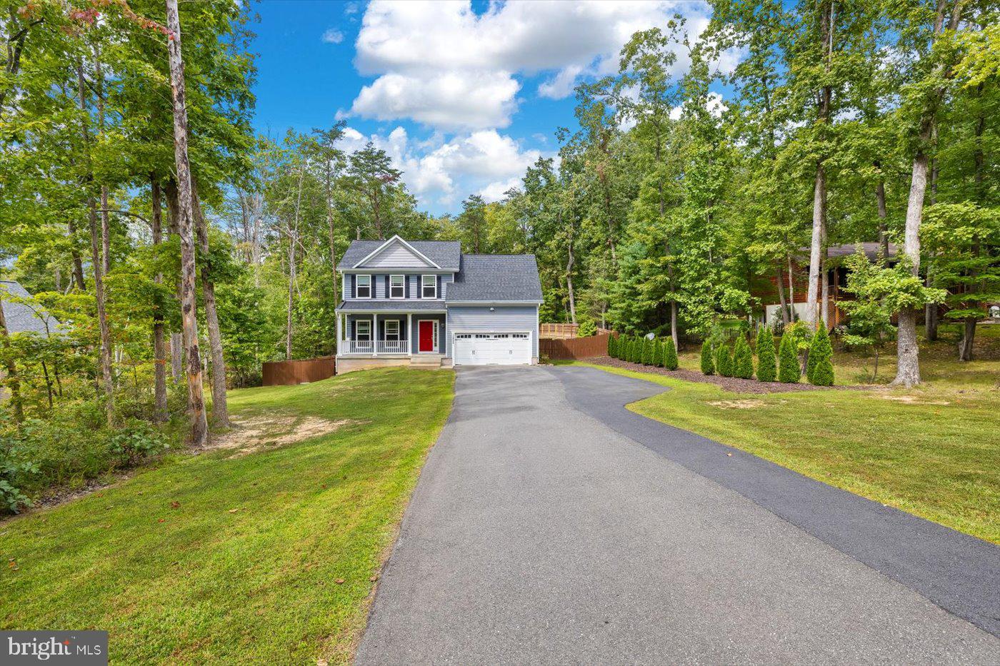 LAKE WILDERNESS - Residential