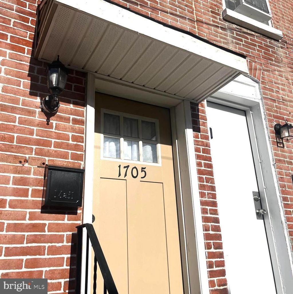 Photo of 1705 Tulip Street, WILMINGTON, DE 19805 (MLS # DENC2095380)