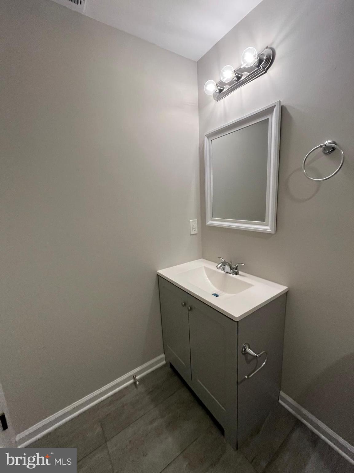 CAPITOL HILL EAST - Residential
