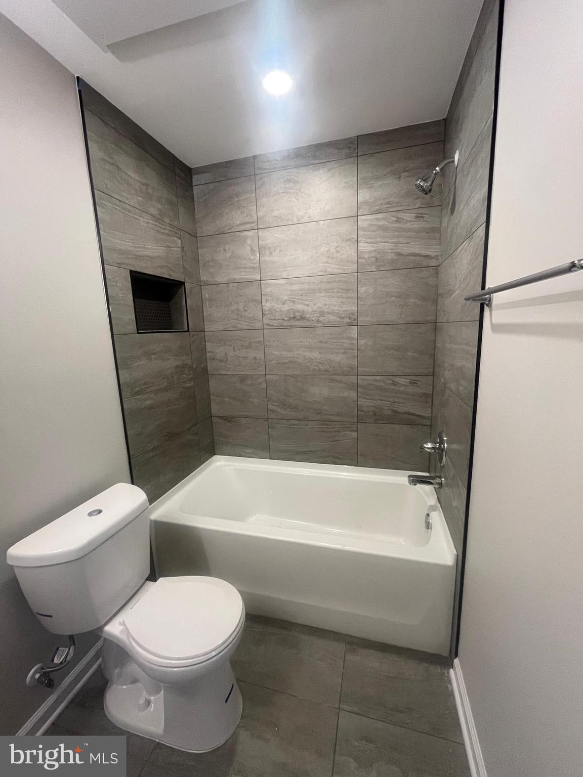 CAPITOL HILL EAST - Residential
