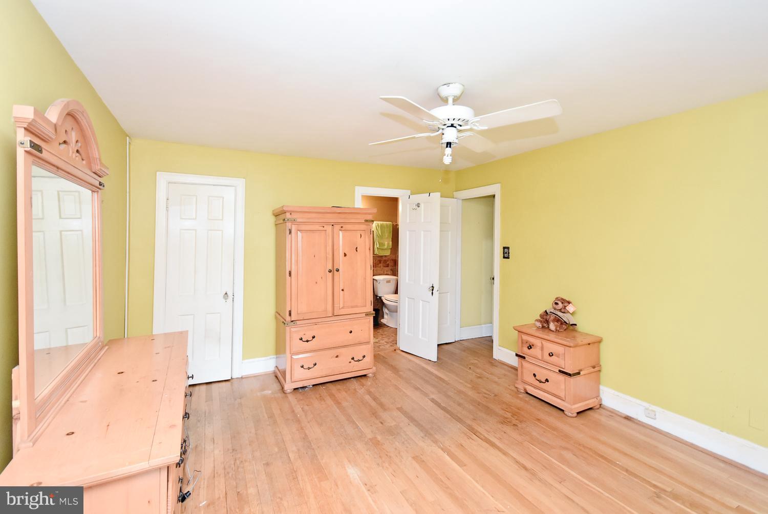 HILL CREST - Residential Lease