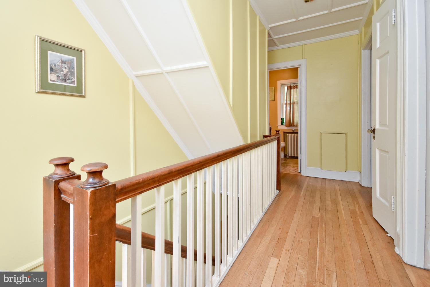 HILL CREST - Residential Lease