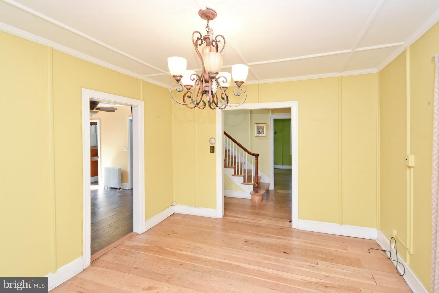 HILL CREST - Residential Lease