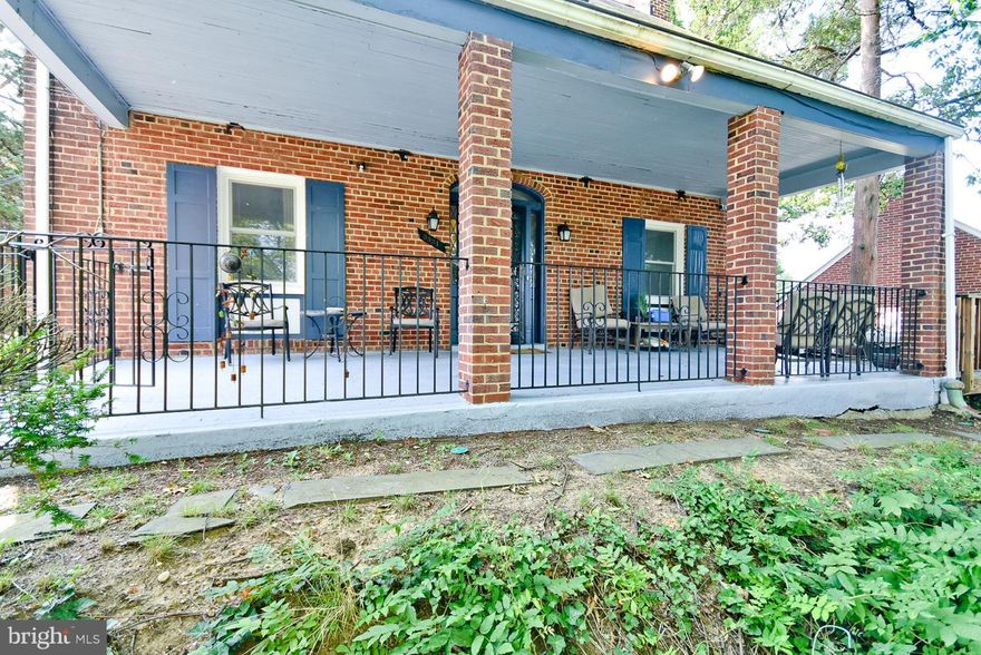 Urban living in best kept secret of Wash DC. Home boast gleaming hardwoods, natural light, traditional flr plan w/ sep dining & living room. Kitchen offers granite counters and SS appliances w/ breakfast nook. The wrap around deck is great place to watch fireworks . Fully finished basement w/full bath  - Boasting views of the Capitol and Washington Monument. HCV doesn't cover rental amount