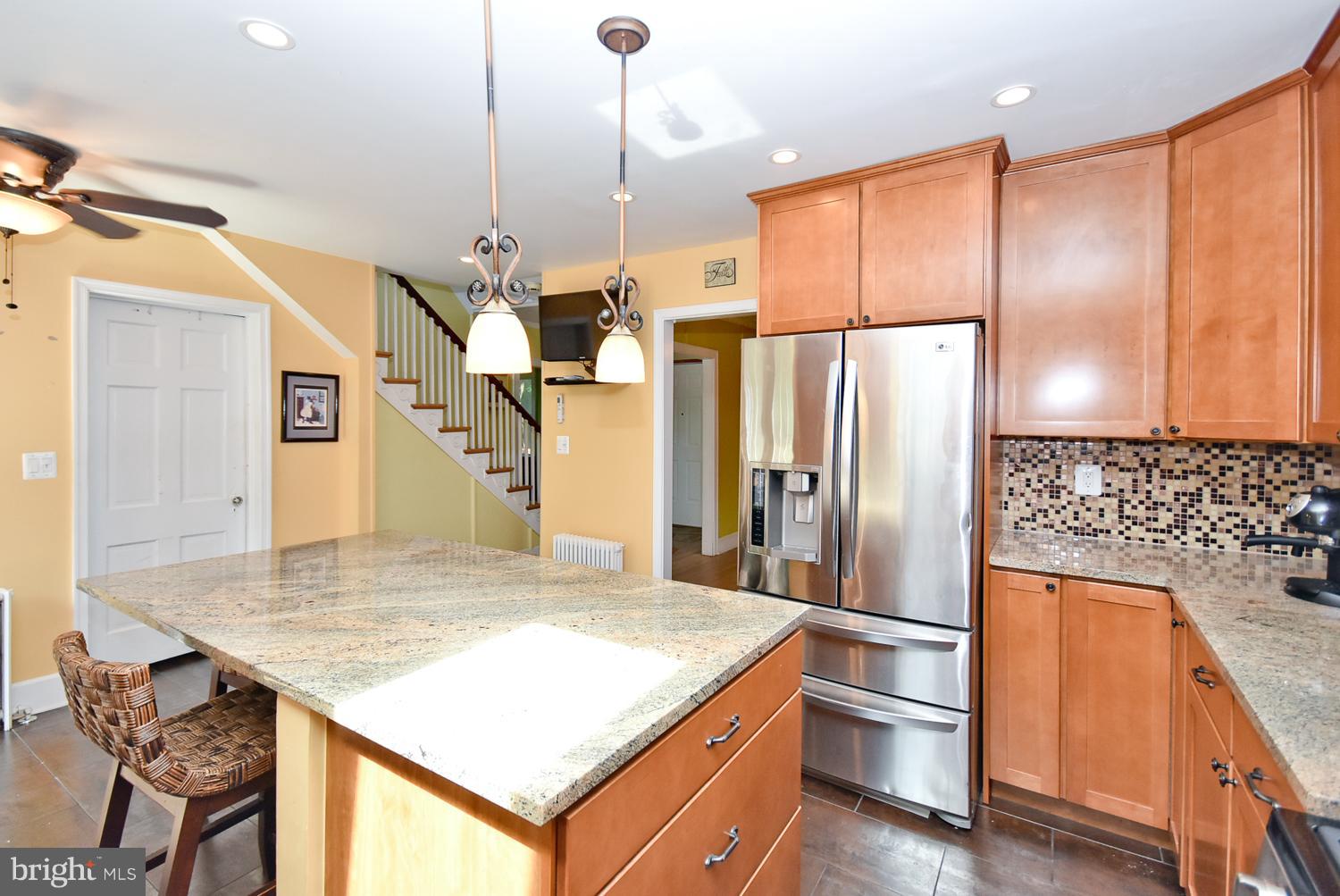 HILL CREST - Residential Lease