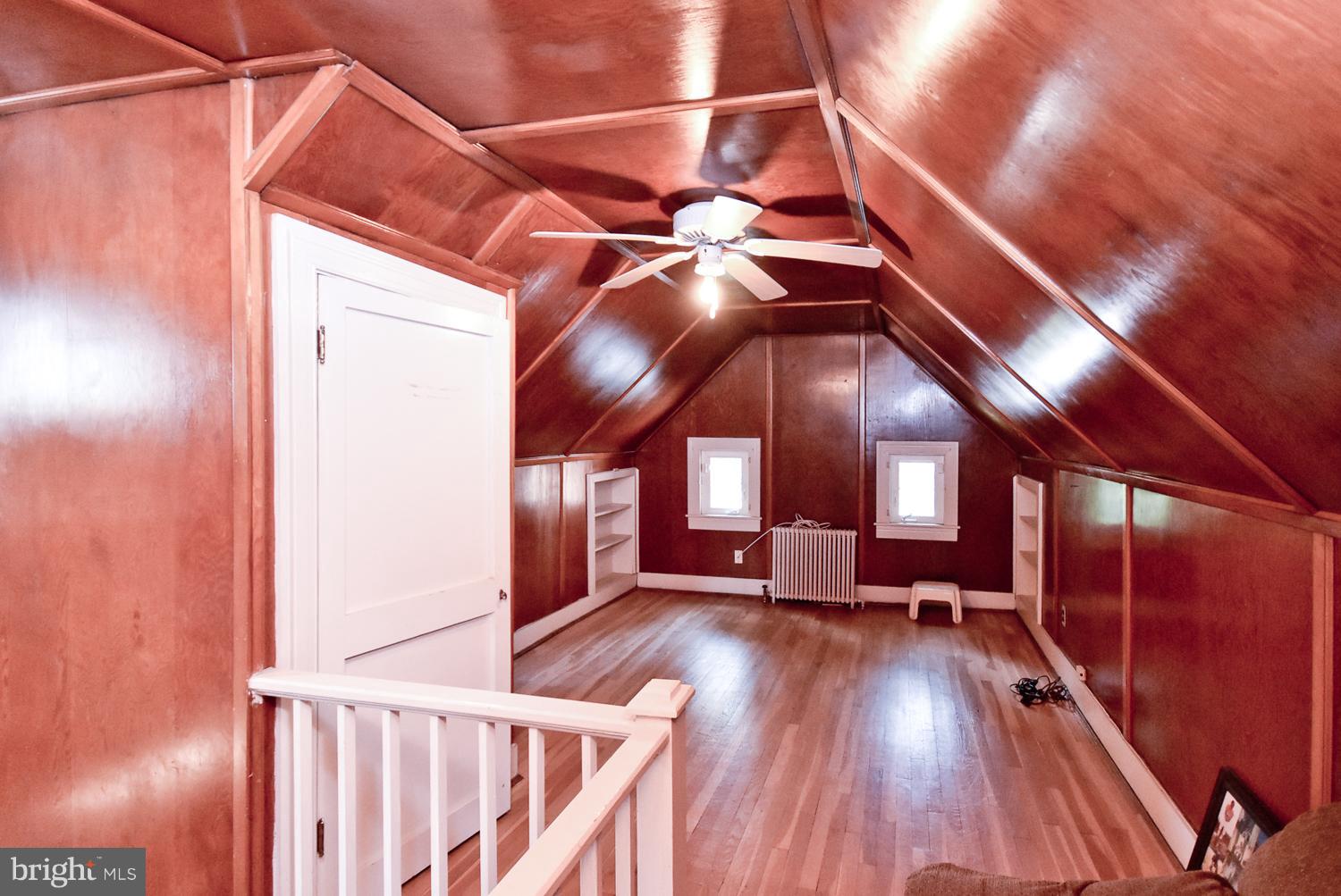 HILL CREST - Residential Lease