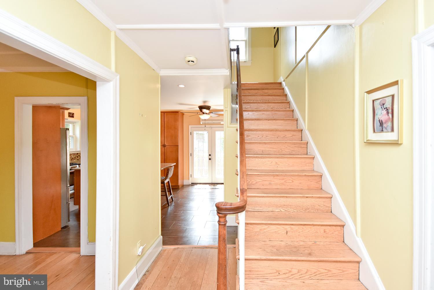 HILL CREST - Residential Lease