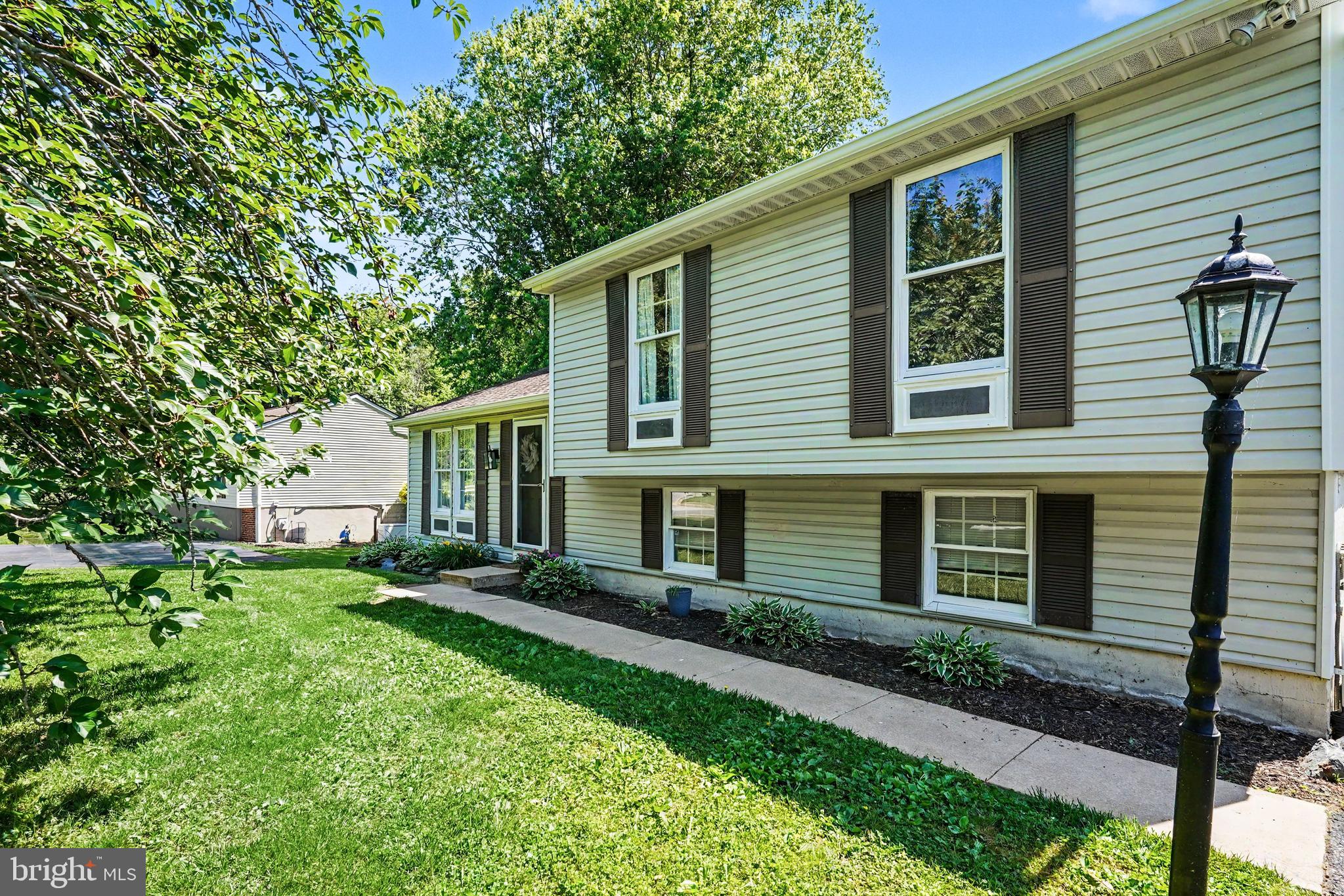 721 EVERIST DRIVE