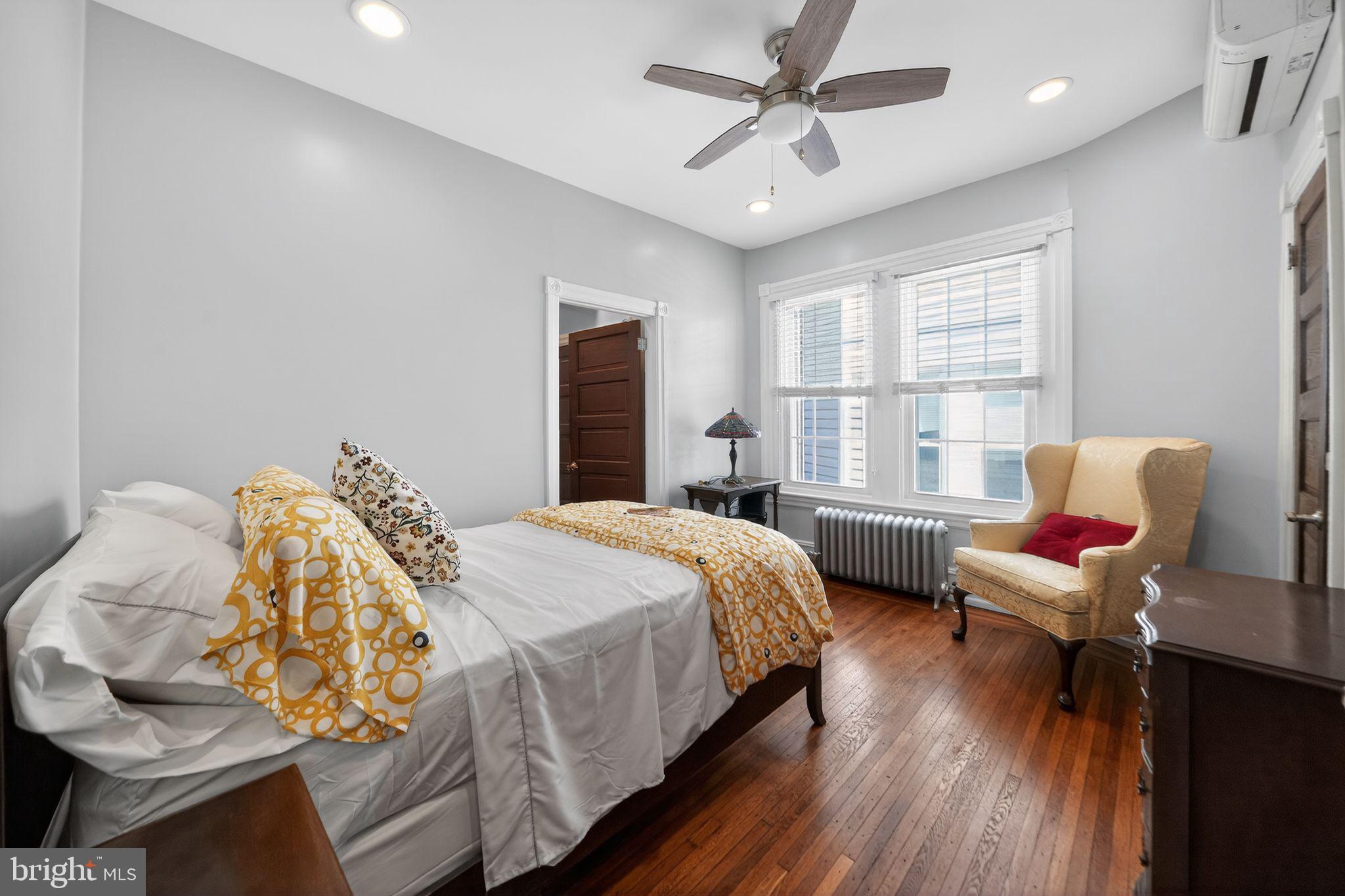 WEST PHILADELPHIA - Residential