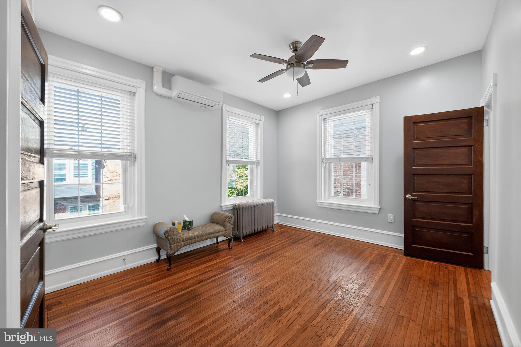 WEST PHILADELPHIA - Residential