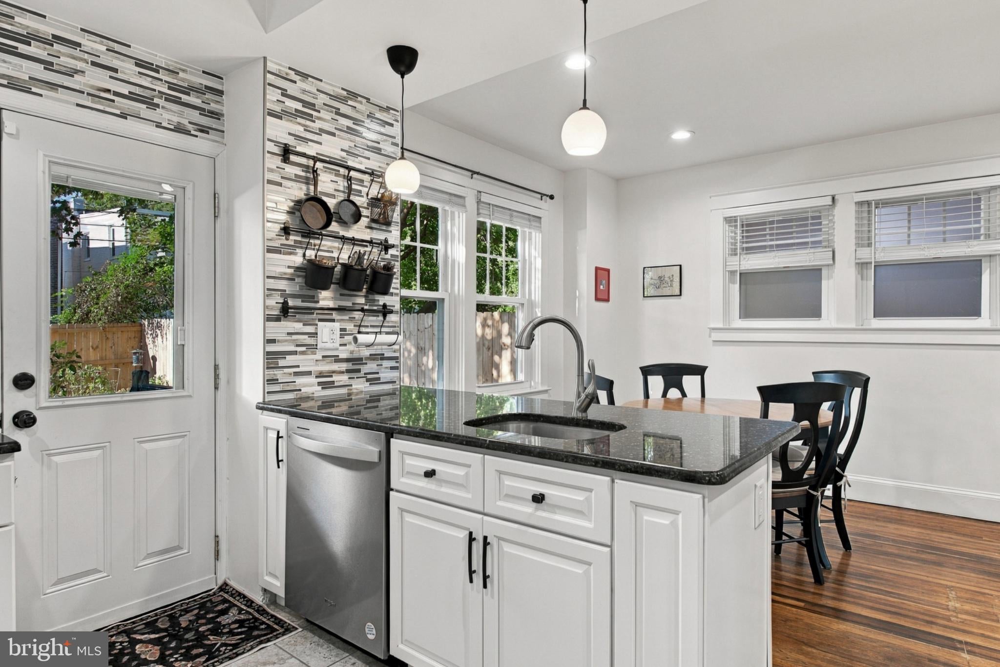 832 3RD STREET