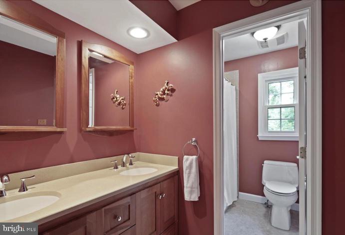 HUNTING HILLS - Residential Lease