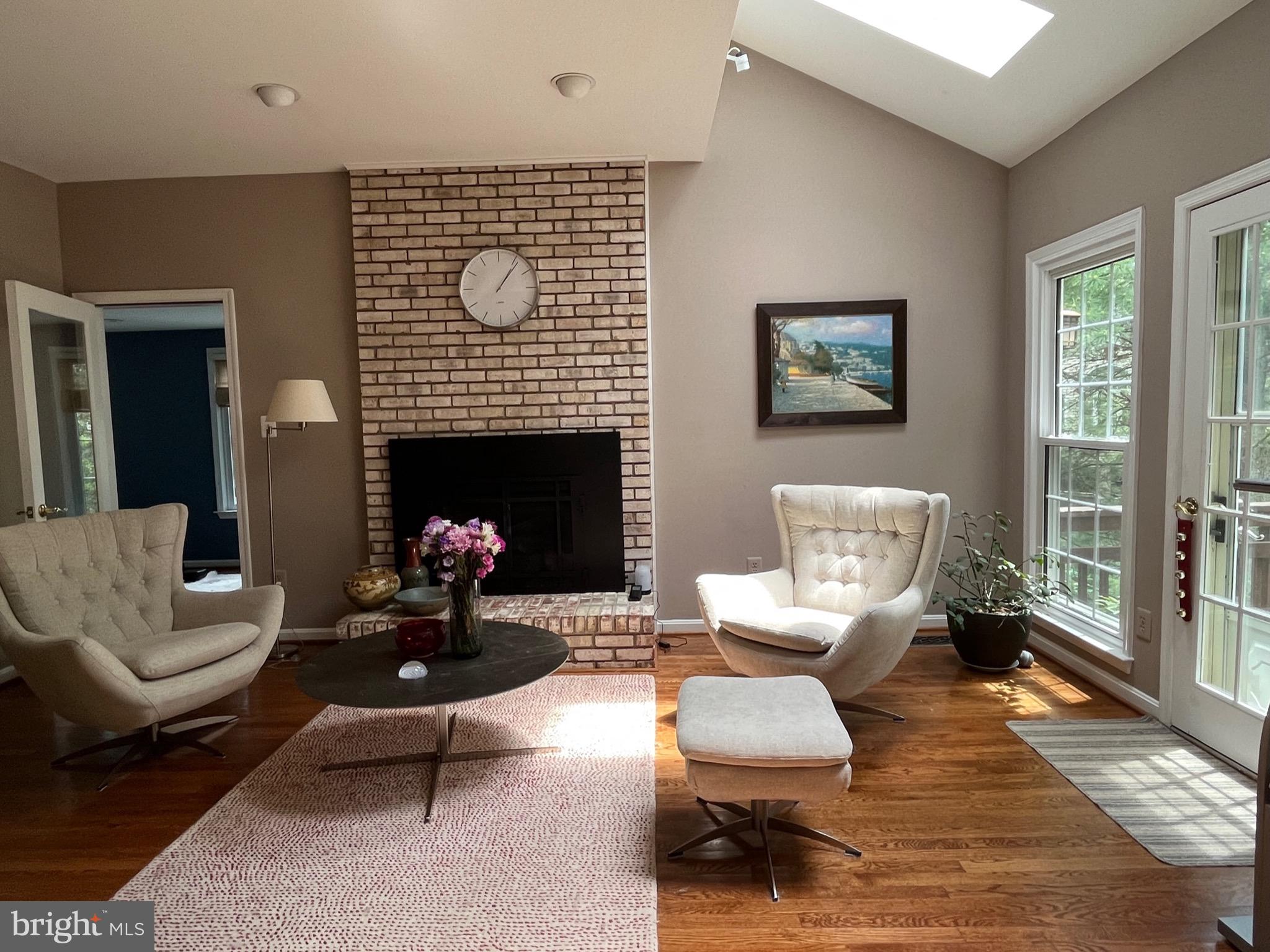 HUNTING HILLS - Residential Lease