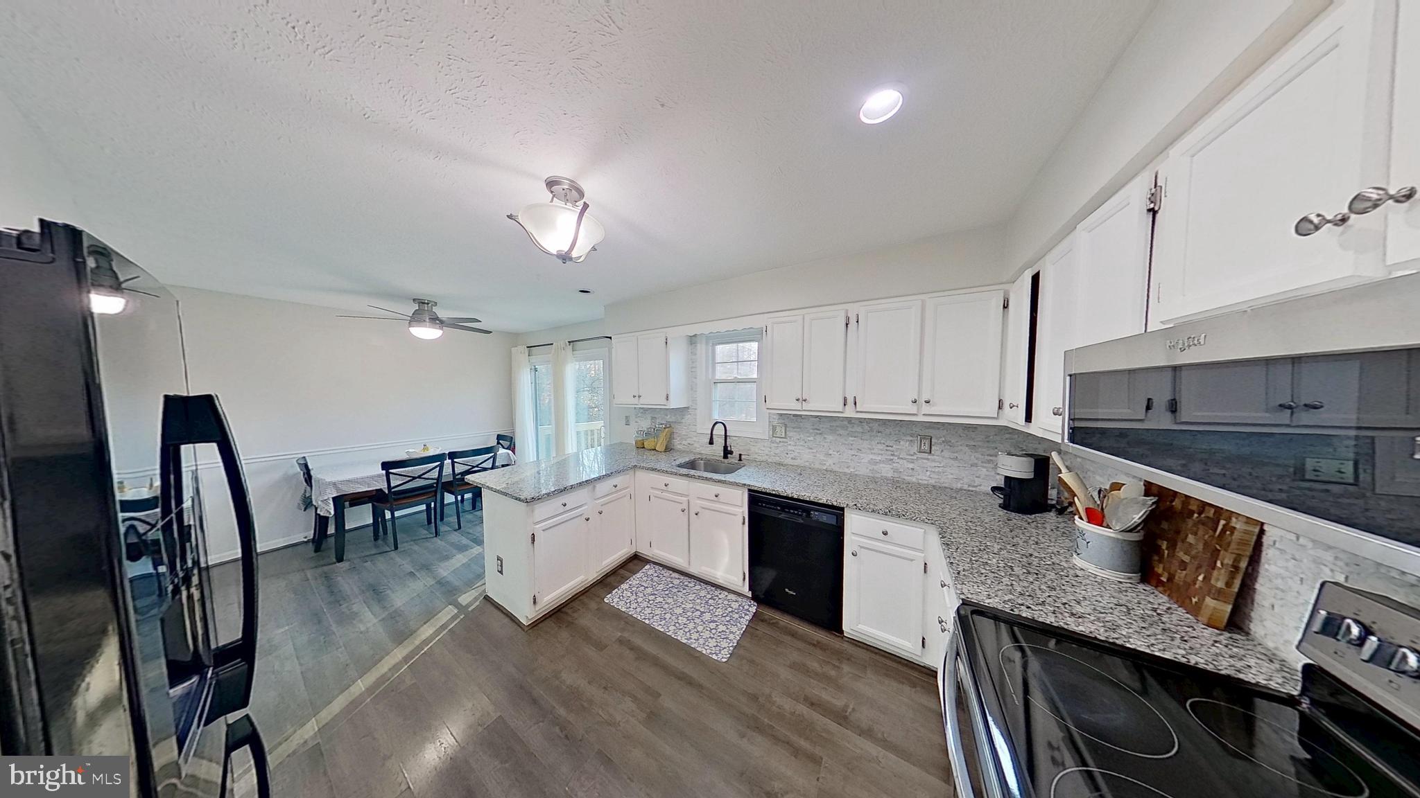 CHARLESTON TERRACE - Residential