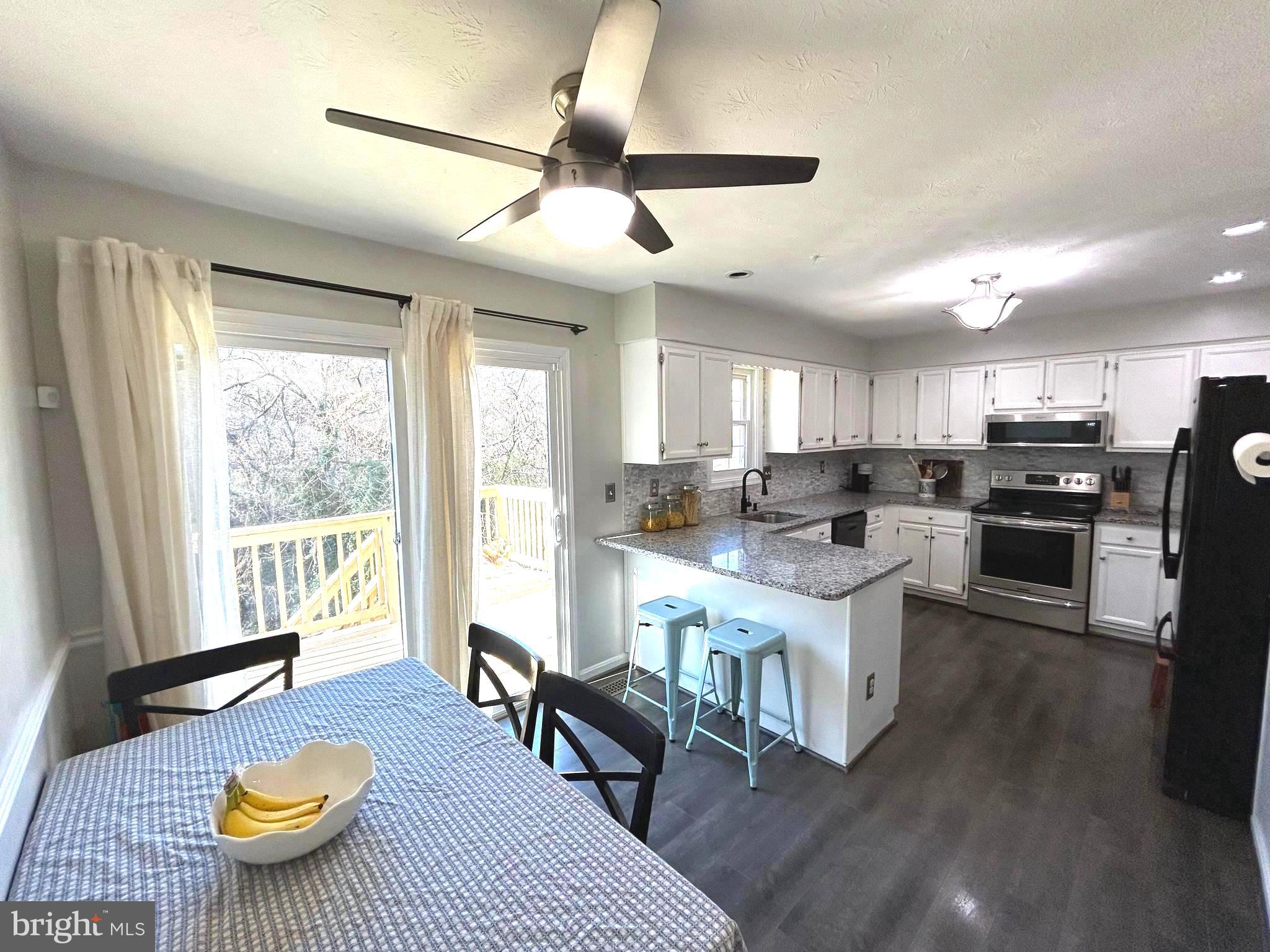 CHARLESTON TERRACE - Residential