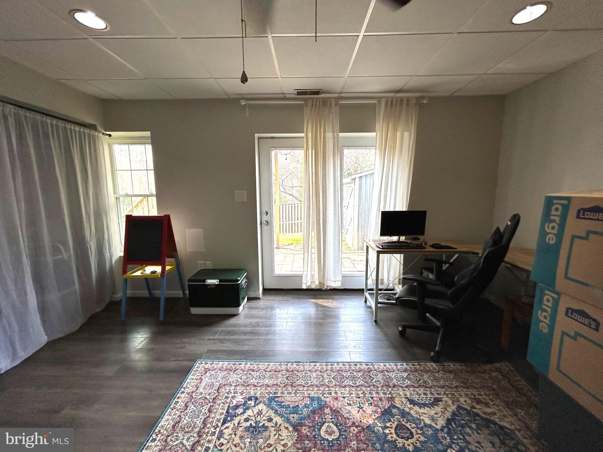 CHARLESTON TERRACE - Residential