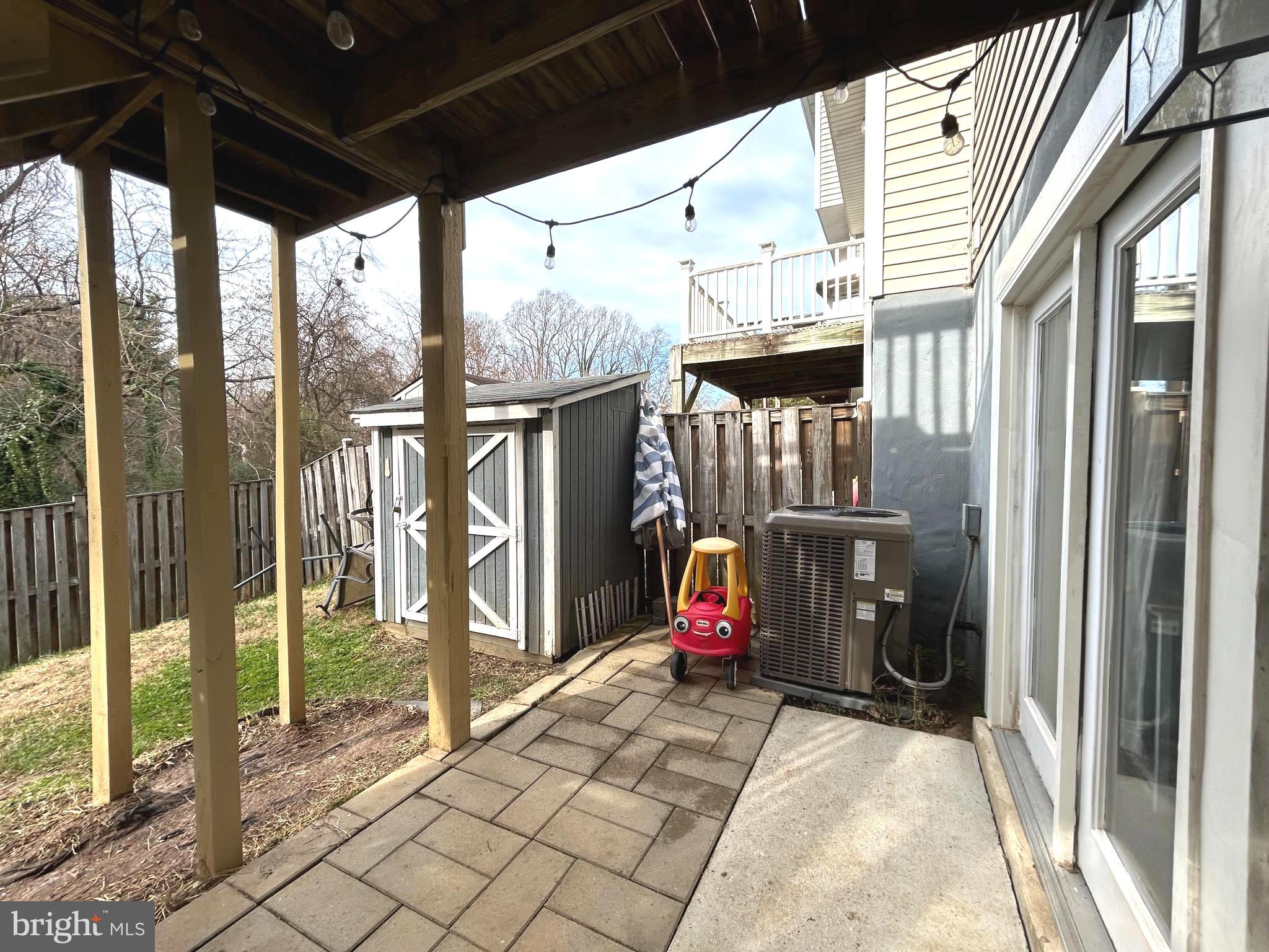 CHARLESTON TERRACE - Residential